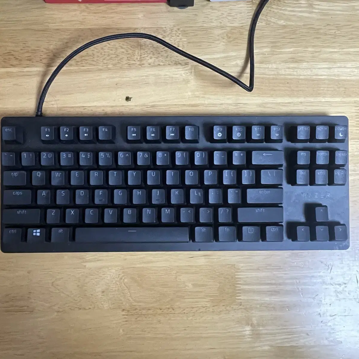 레이저 헌츠맨 v2 tkl